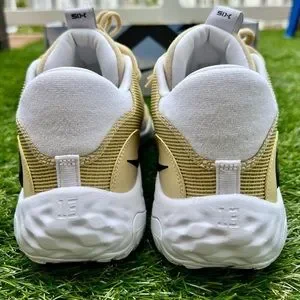 Nike | Shoes | Price Drop Paul George 6 Promo Sample | Poshmark display picture 2